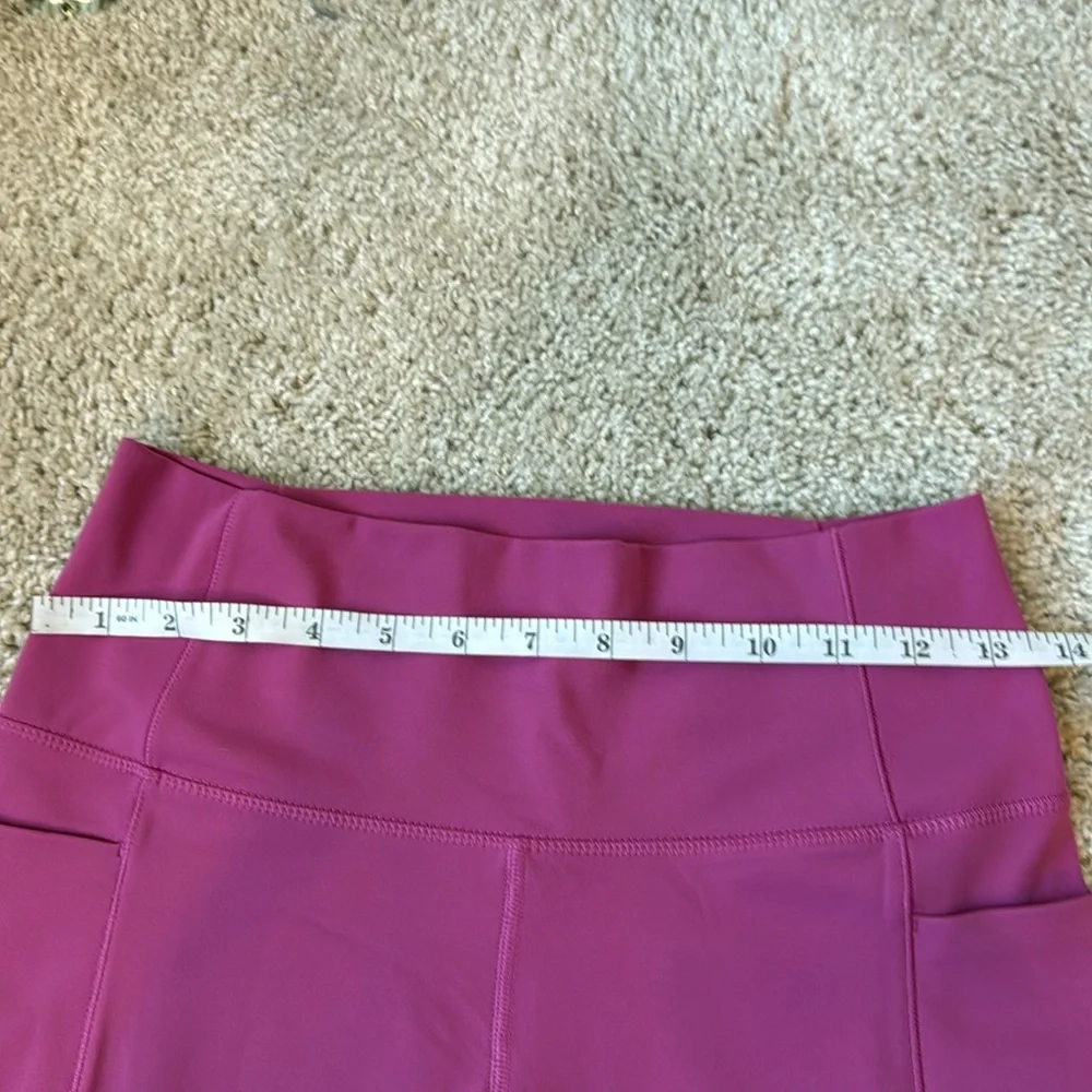 Women's Pink High-Waisted Cropped Leggings, size small - Picture 4 of 6